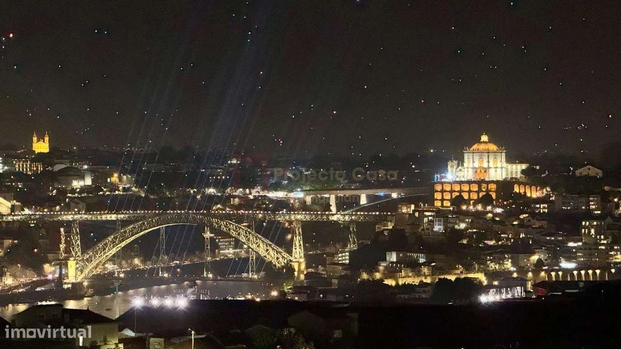 Apartamento de Prestígio com 3 Suítes e Excelente Luminosidade-12