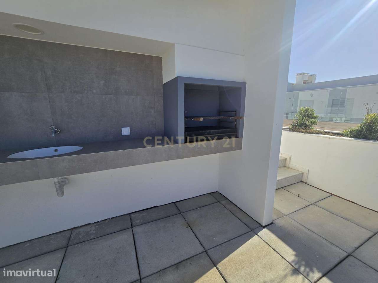 Lindíssimo Apartamento Novo T2 a dois passos da praia-7