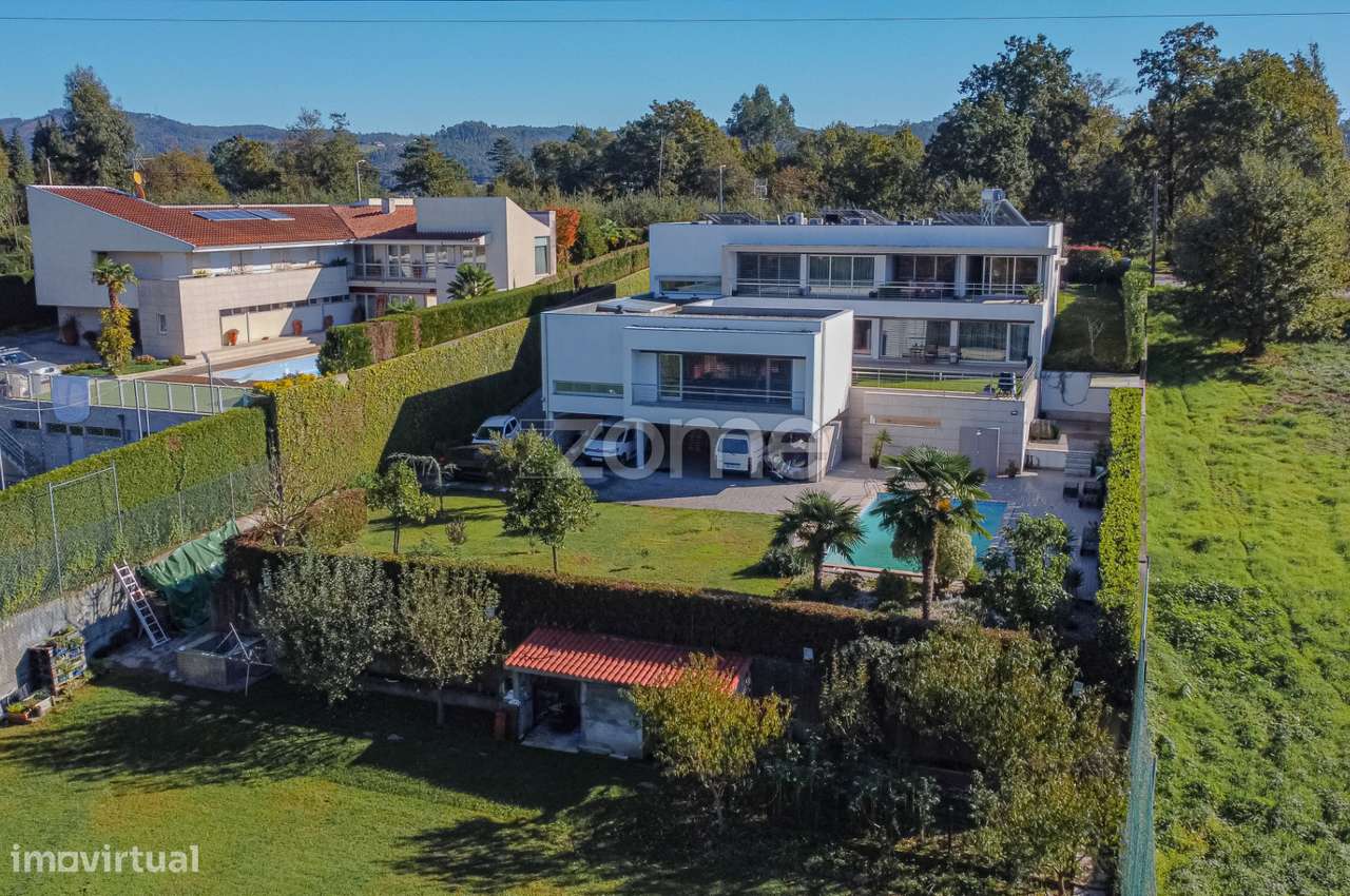 Moradia T4 de excelência em Barco, Guimarães - Grande imagem: 4/44