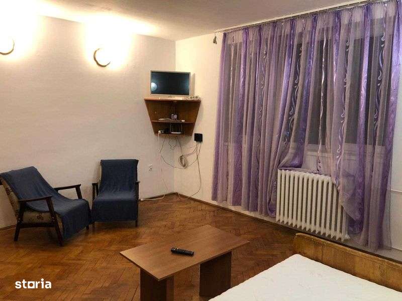 Proprietar inchiriez apartament cu o camera, mobilat si utilat - Imagine principală: 5/8