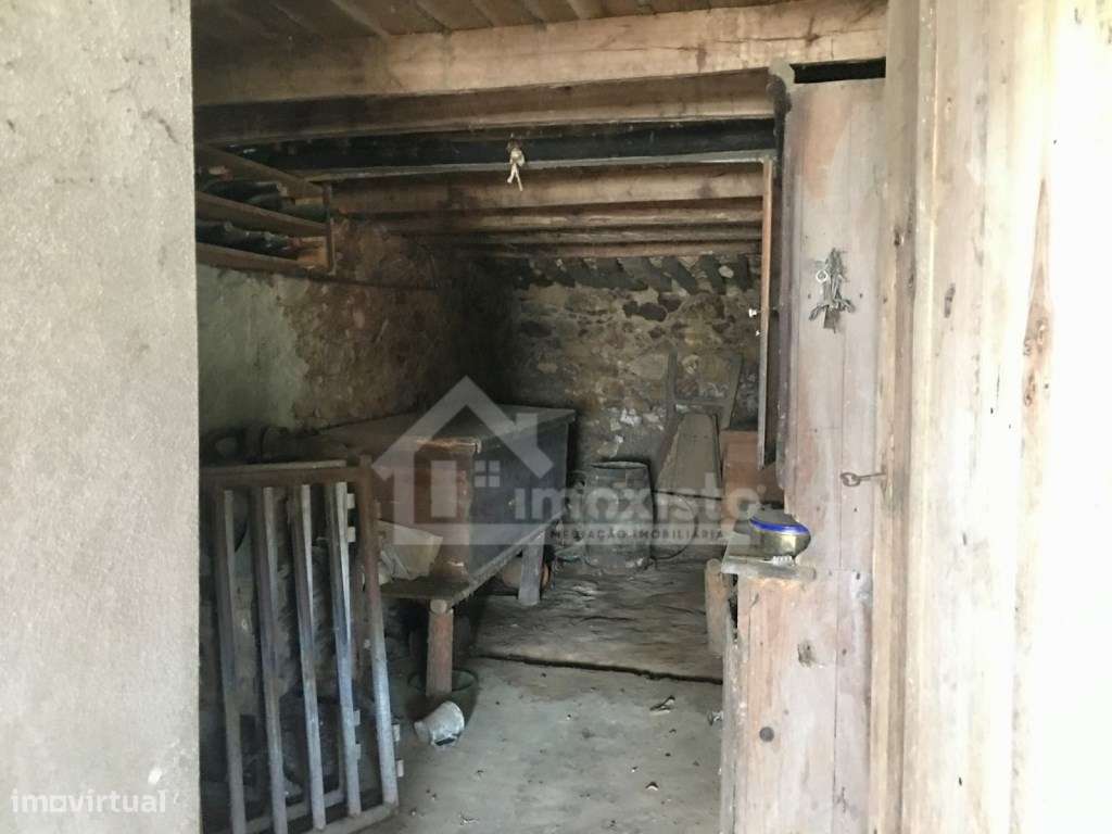 Casa de Campo T3 em Arega, Figueiró dos Vinhos-43