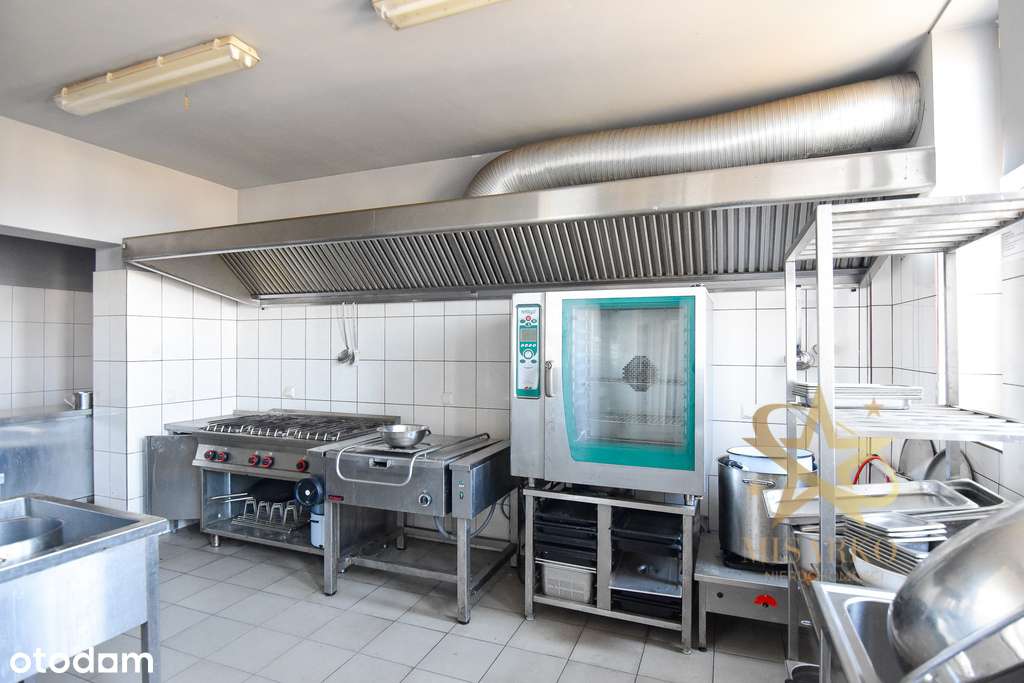 Stacja paliw* sala weselna* myjnia-12