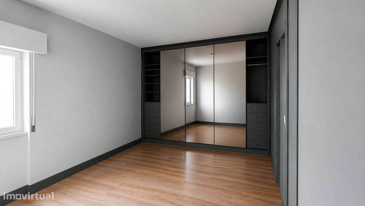 Apartamento T3 com Terraço Amplo e Exposição Solar na Ramada-10