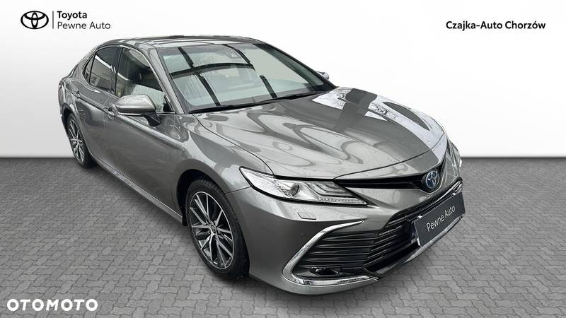 Toyota Camry - 3