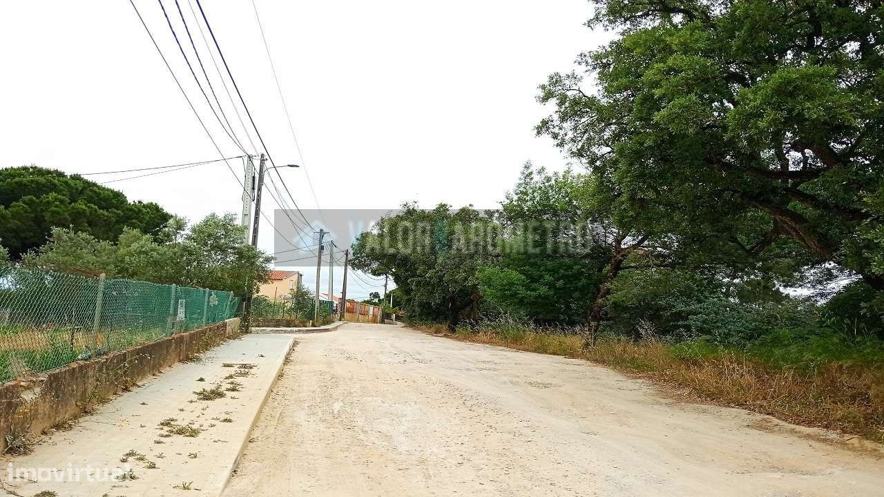 Terreno Urbano em Stº António da Charneca - Barreiro-16