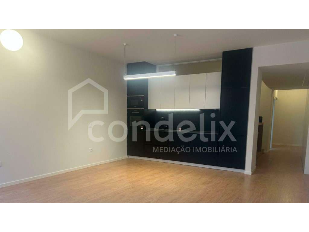 T1 totalmente remodelado, na Julio Dinis, Porto - Grande imagem: 4/16