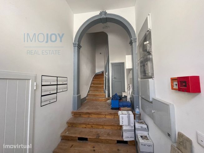 Apartamento T2 na Graça, Lisboa-17