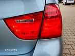 BMW Seria 3 318d Touring - 21