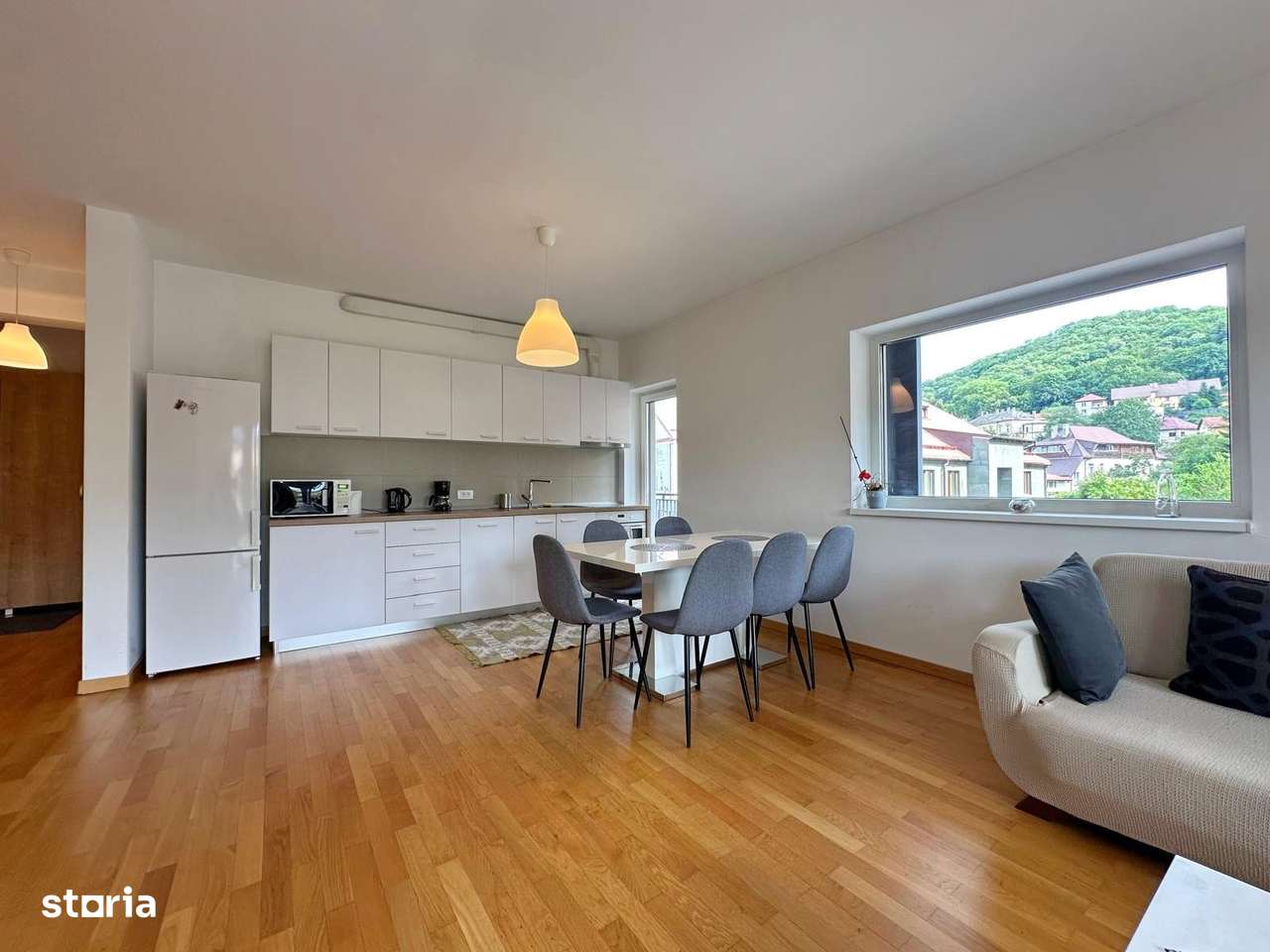 Apartament cu 3 camere, in Centru - Pretabil Regim Hotelier - Imagine principală: 1/15