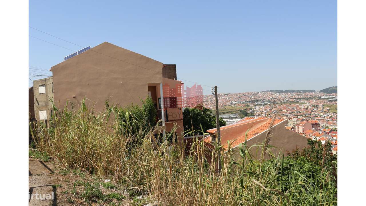 Moradia T2+T2 | Terreno 326 M2-5