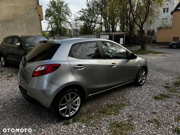 Mazda 2 1.3 Exclusive + - 5