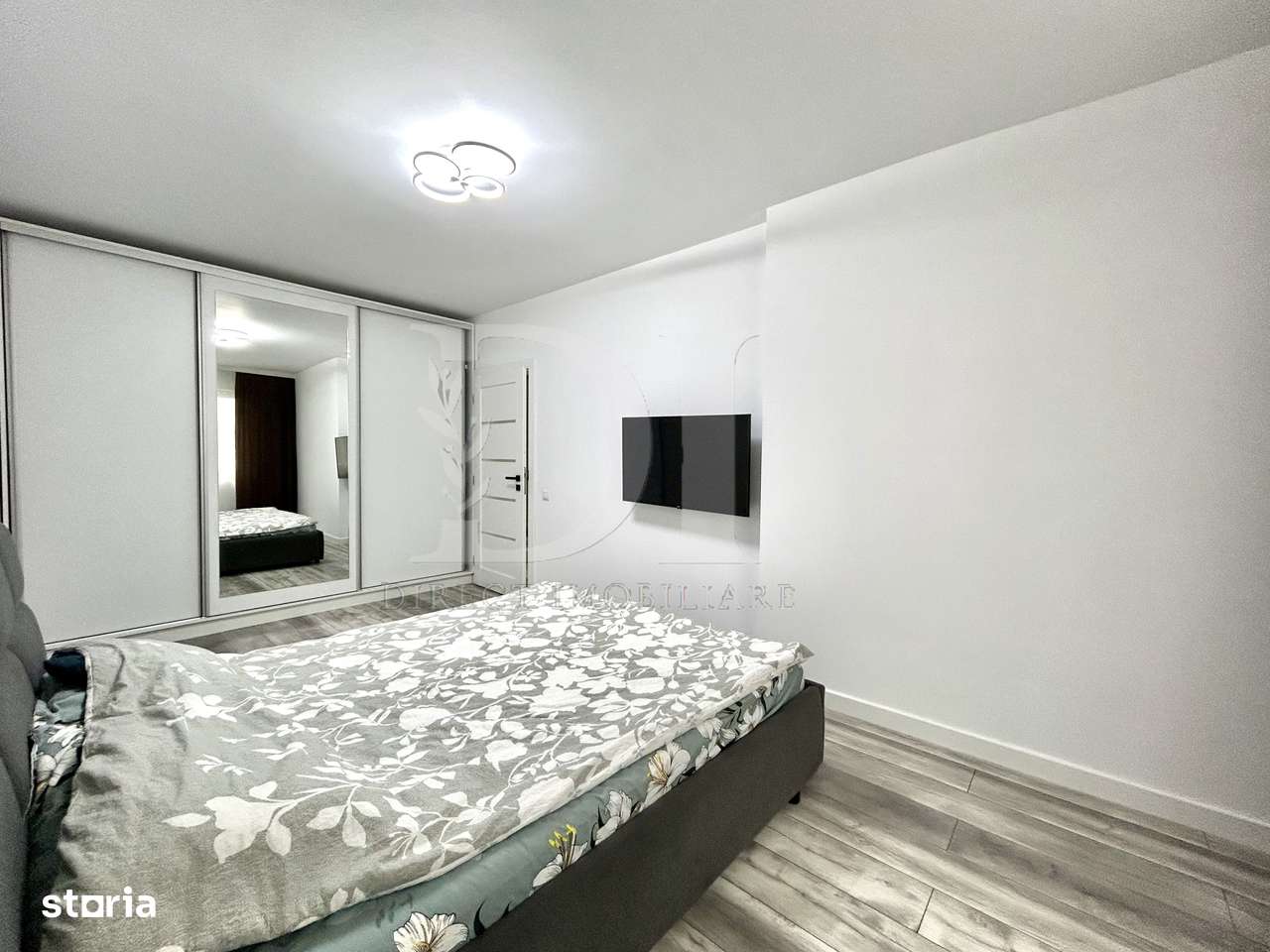 Apartament de vanzare/ Zona BMW / Floresti-9