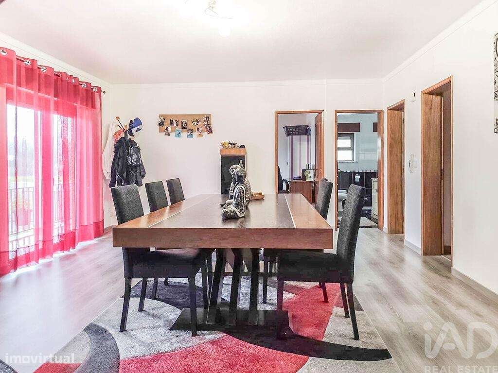 Casa / Villa T4 em Marinha Grande de 220 m2 - Grande imagem: 5/34