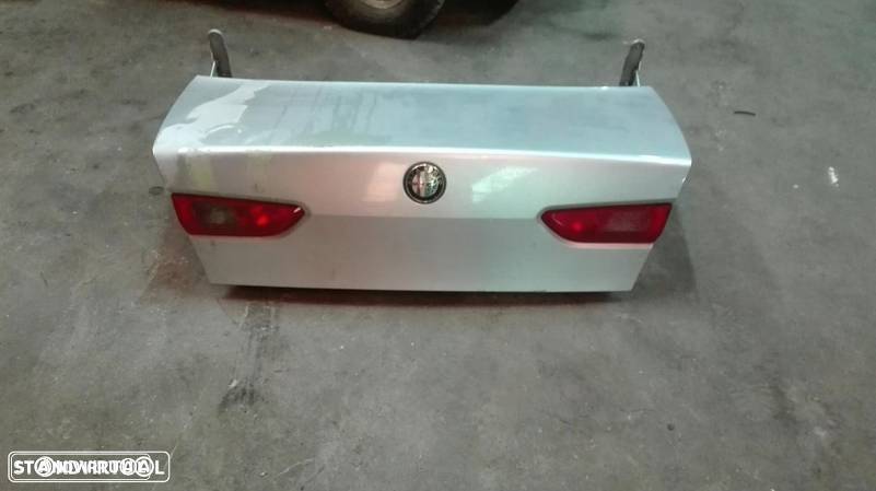 Tampa de mala Alfa Romeo 156 - 1