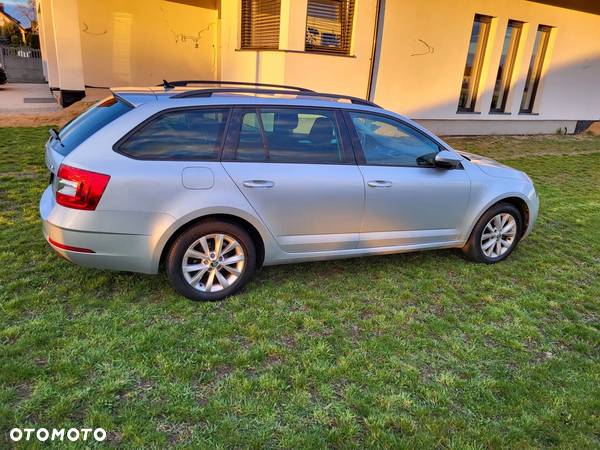 Skoda Octavia 2.0 TDI Ambition - 10