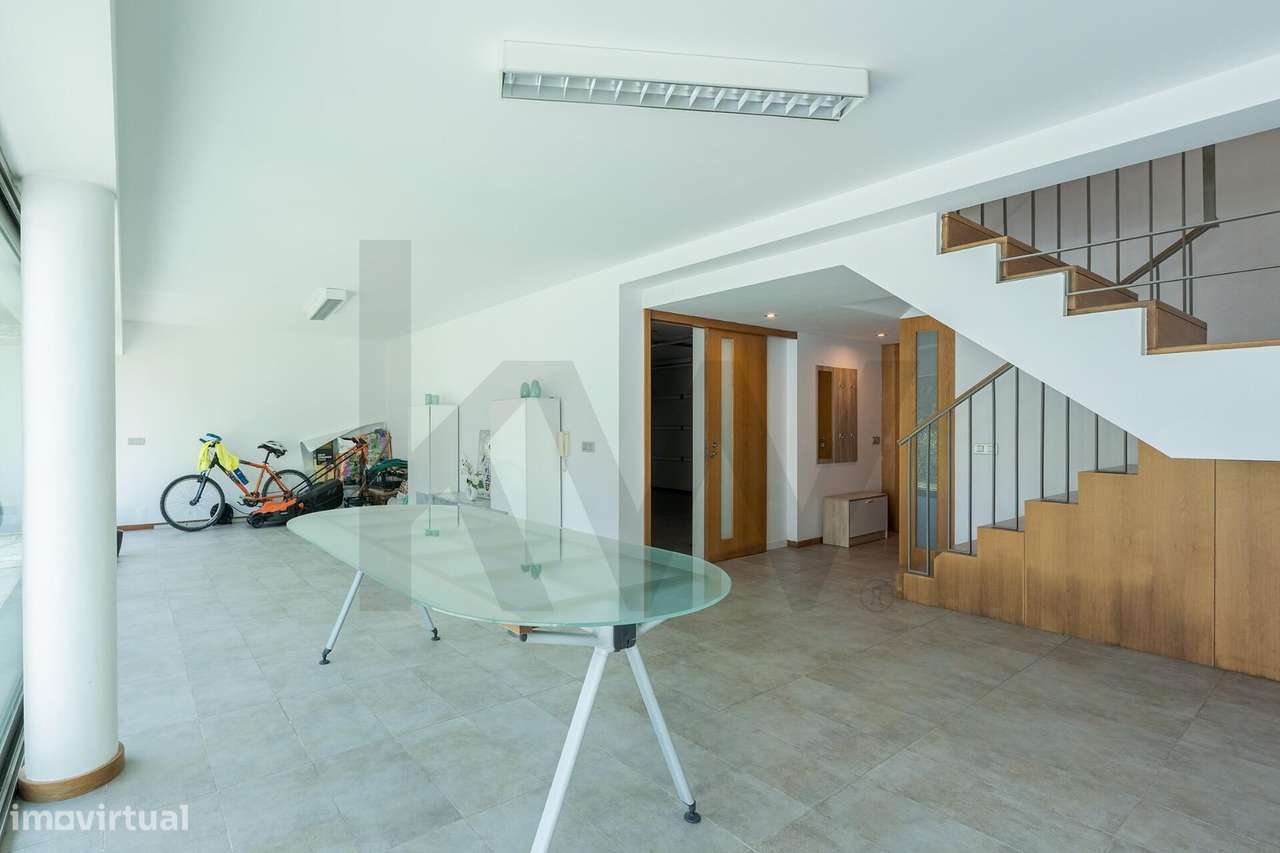 Moradia T3+1 de Excelência com Jardim Privativo em Santa Joana, Aveiro-57