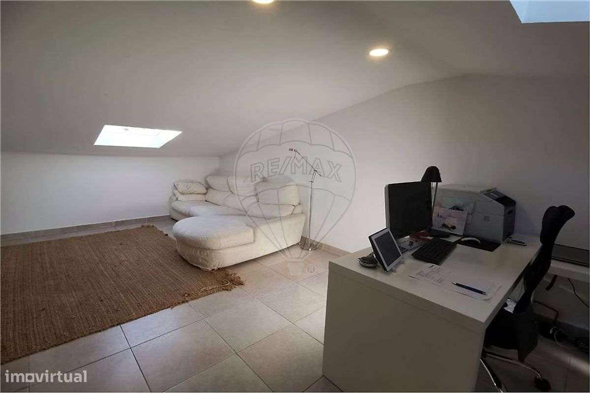 Moradia T4 à venda em Corroios-47