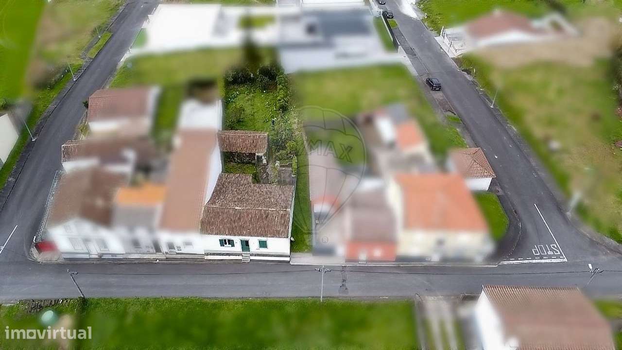 Moradia T2 para venda - Grande imagem: 2/13