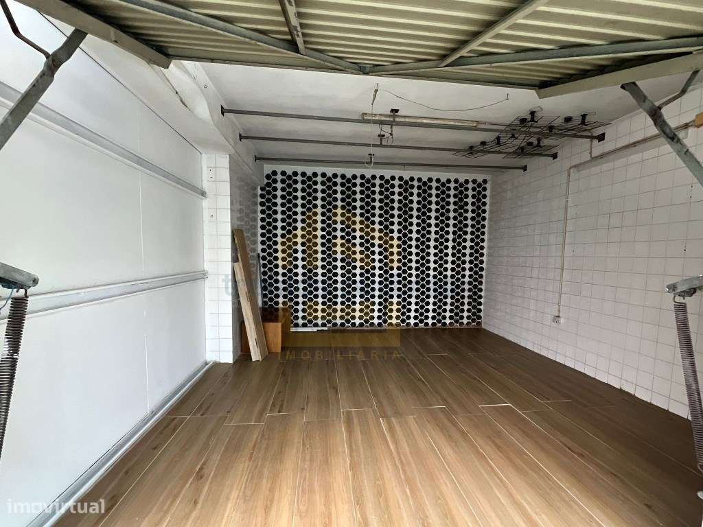 Apartamento T2 com Garagem | Design Moderno no Centro da Póvoa de V...-18