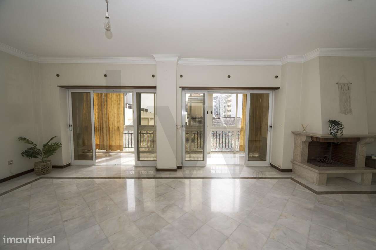 Mais do que um T3 – Um Estilo de Vida no Saldanha - Grande imagem: 3/21