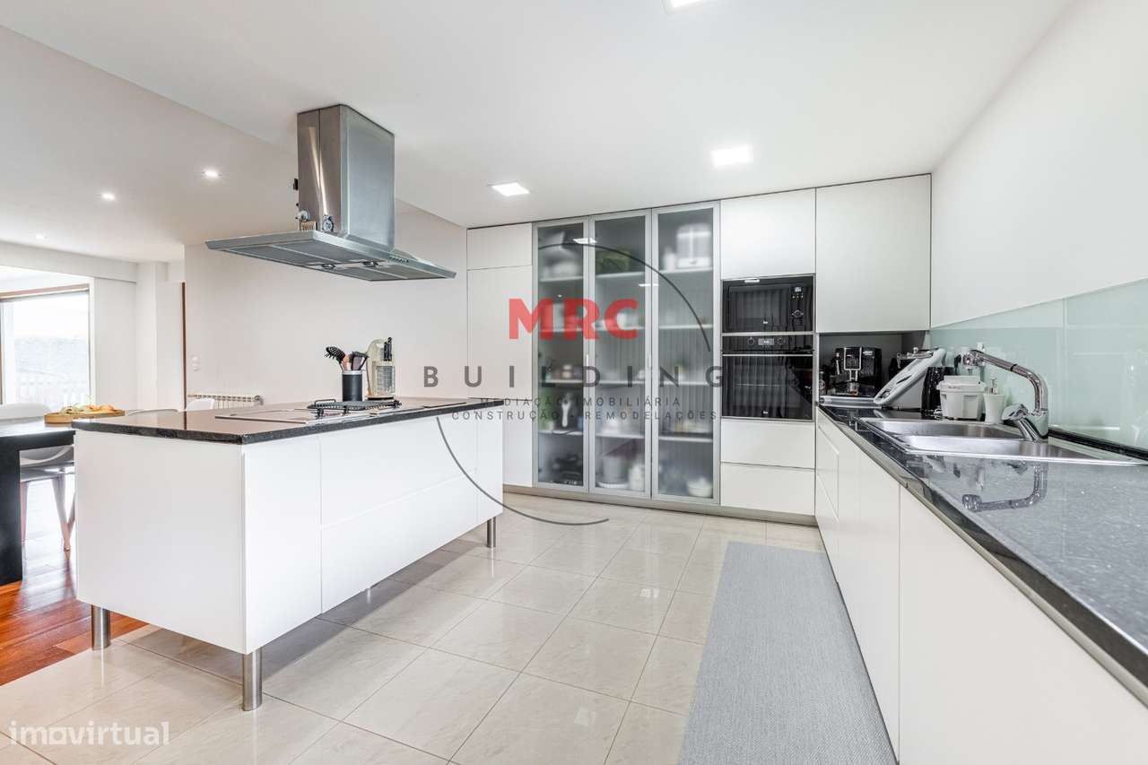 Moradia de Charme Térrea  V3 + V1-17