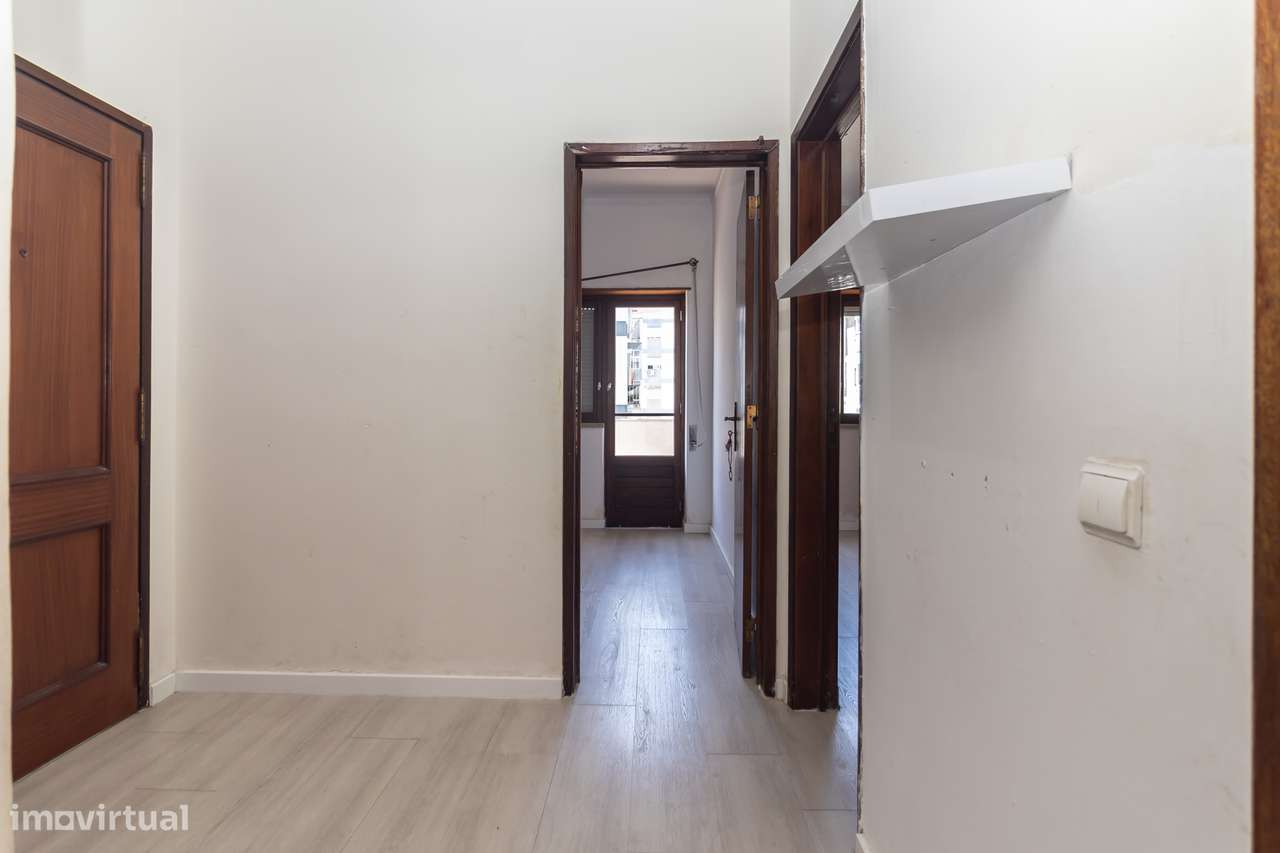 Apartamento de 4 assoalhadas na Amora-20