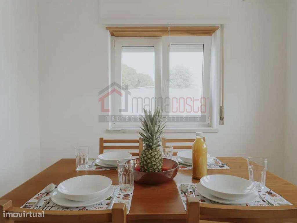 Moradia T3 com Garagem e Logradouro na Atouguia da Baleia-5