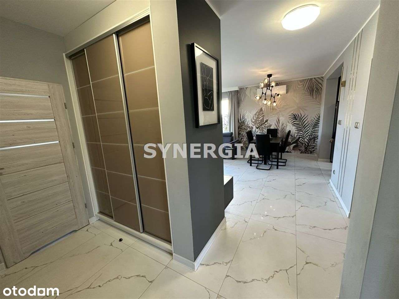 Ekonomiczny, nowoczesny dom blisko centrum-15