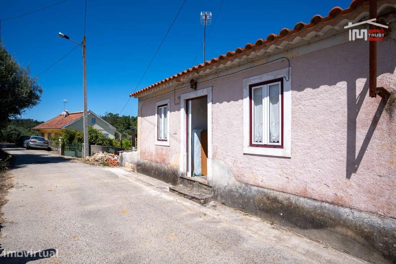 Moradia T3 para Recuperar em Seiça, Ourém - Grande imagem: 5/18