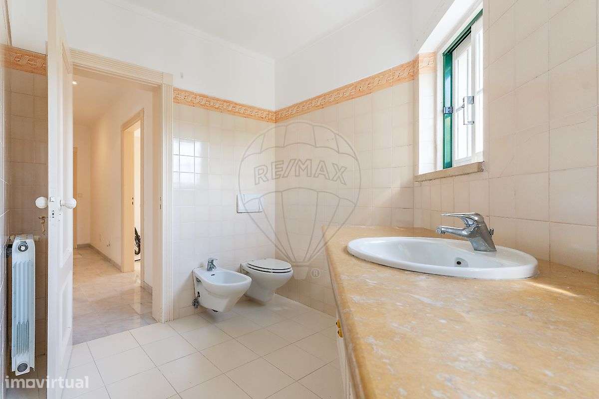 Moradia T4 para venda-9