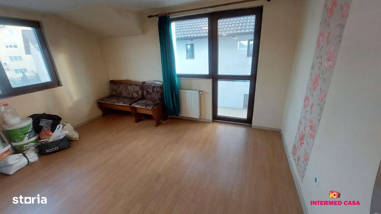 Casa 7 camere zona Selimbar-5