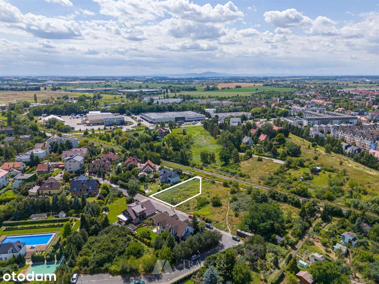 15 min od centrum,media,dostęp do dróg publicznyc-4