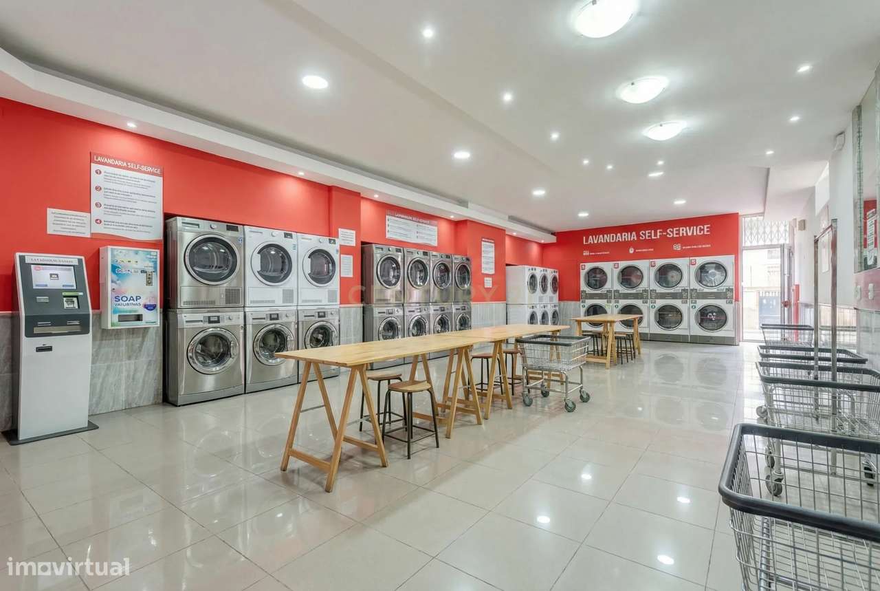 Loja com 136m2 Logradouro e Cave em Rio Tinto - Grande imagem: 2/22