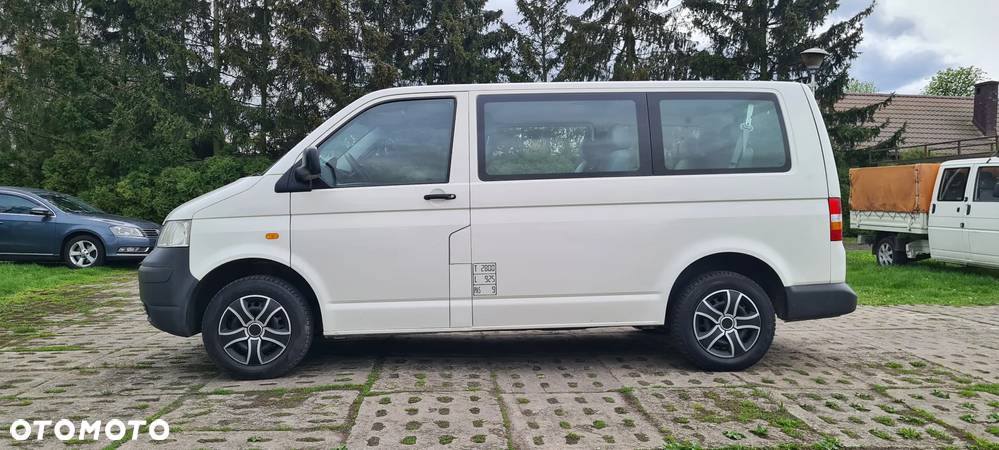 Volkswagen Transporter T5 - 13