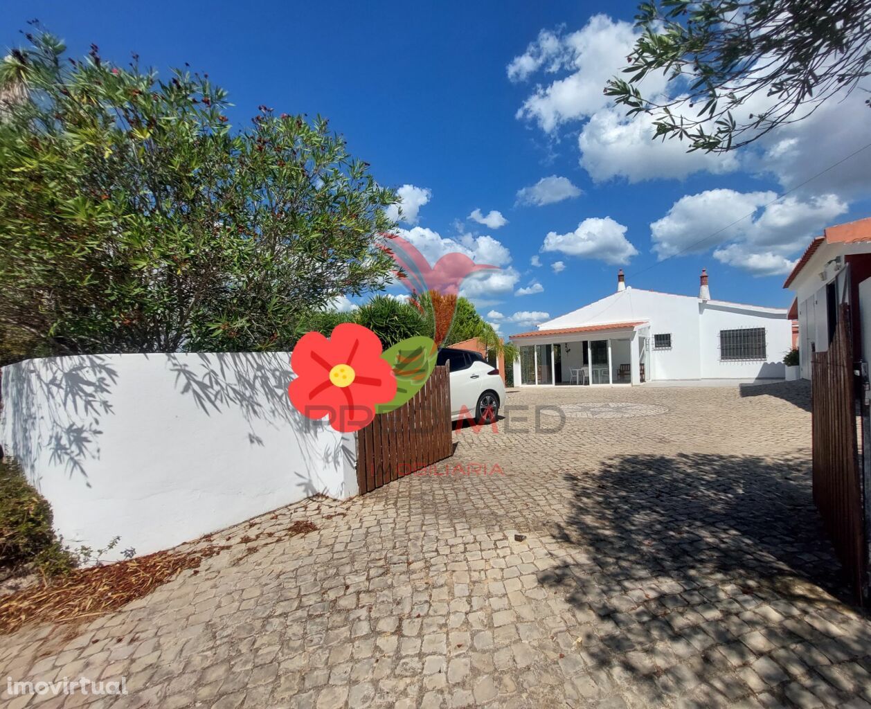 Olhão- Moncarapacho-moradia com 2 quartos /2 bedroom villa​