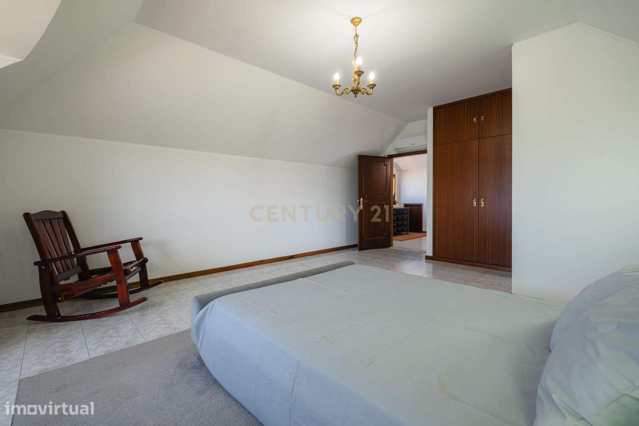 MORADIA T3 A 800M DA PRAIA DE SALGUEIROS | CANIDELO-40