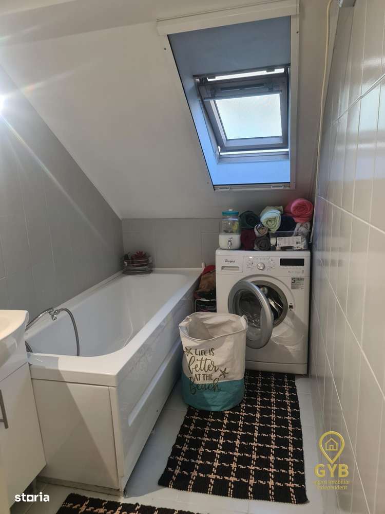 Casă cu 5 camere,  S+P+Mansarda-zona centrală Oradea(Strada Primariei)-12