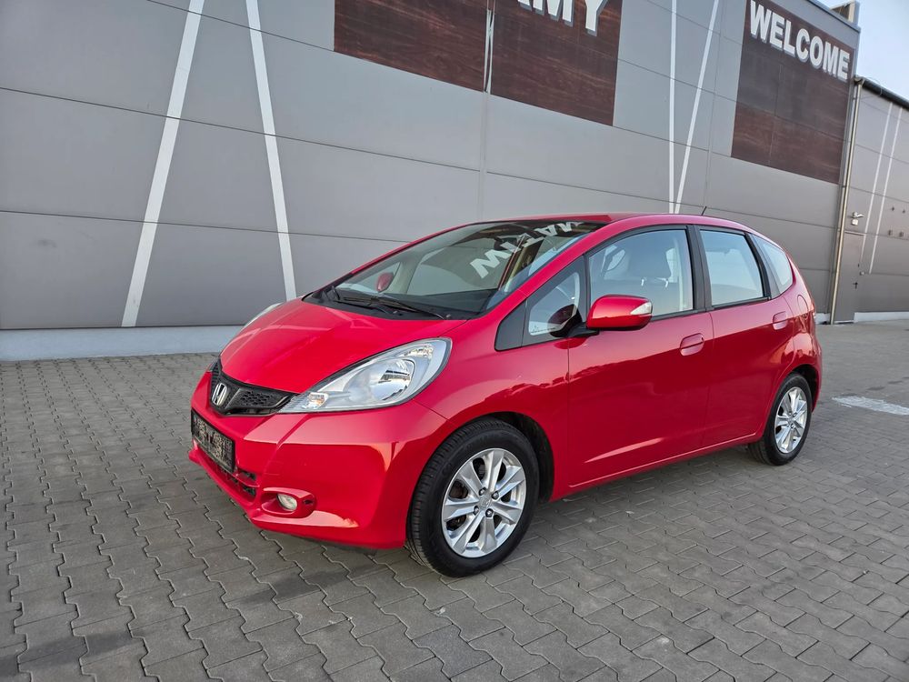 Honda Jazz III 1.4 i-VTEC CVT Trend 2011