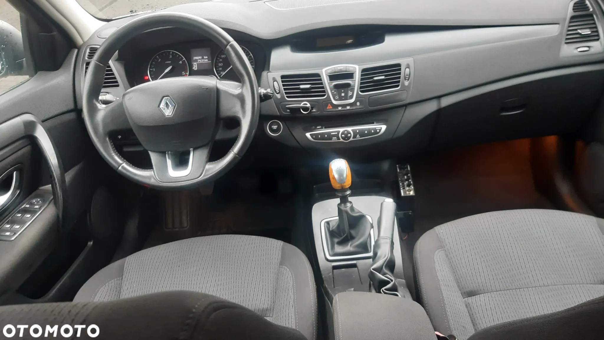 Renault Laguna 1.5 dCi Authentique - 9