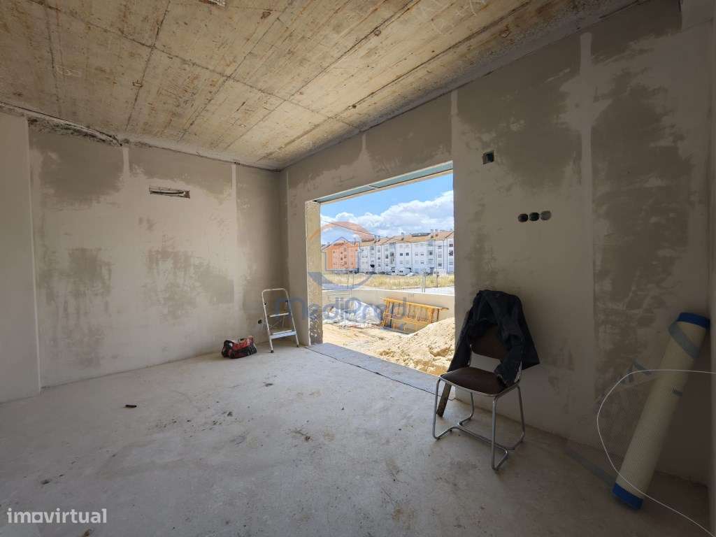Moradia T4 em construção no Corte Esteval - Montijo-14