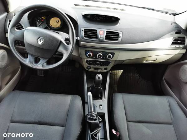 Renault Megane 1.5 dCi Authentique - 27