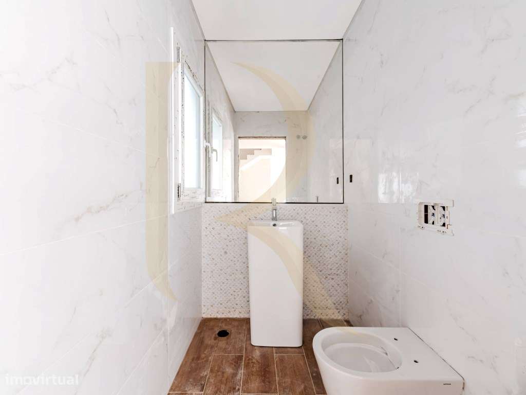 Moradia T4 nova com logradouro nas Paivas - Amora - Seixal-15