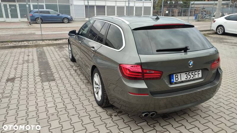 BMW Seria 5 518d Touring - 24