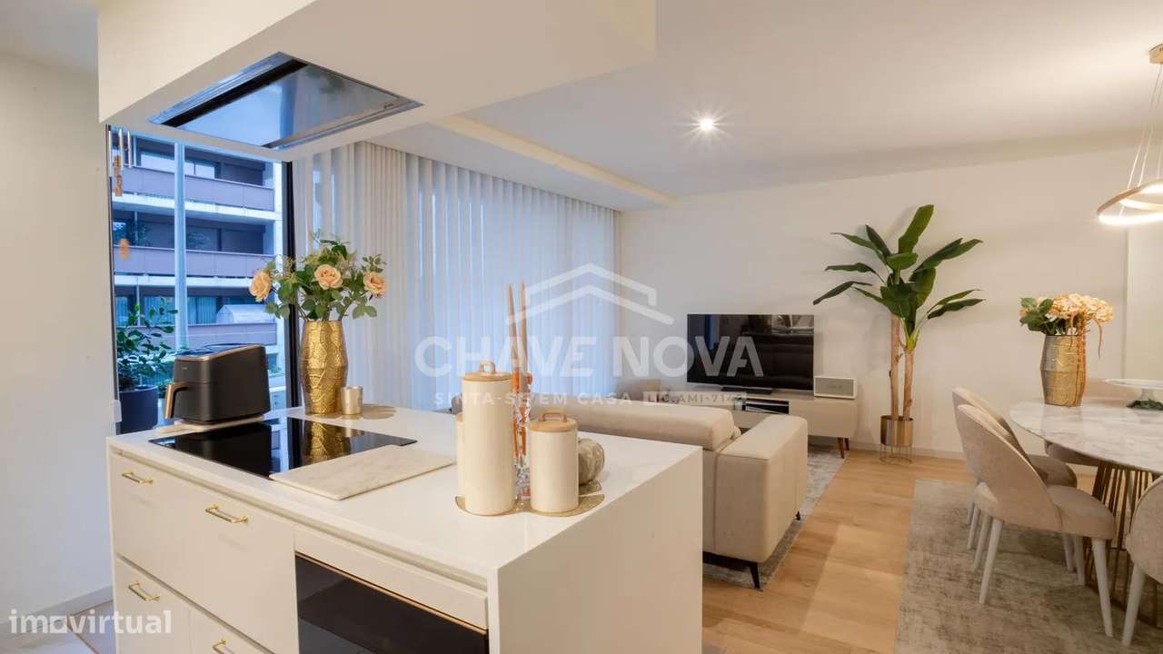 Apartamento T3 de Luxo, para Venda em Gaia, Oliveira do Douro - Grande imagem: 5/32