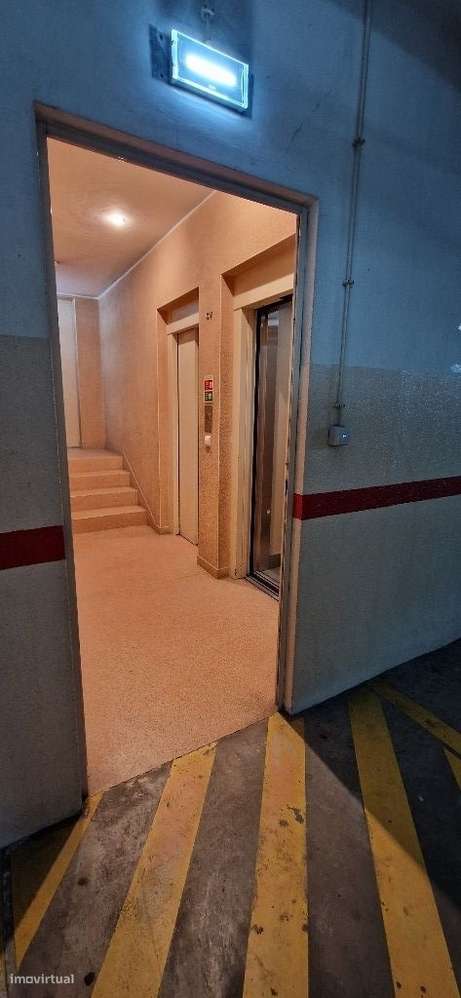 Lugar garagem R.Alberto Laura Moreira Jr. 286 - Leça - Grande imagem: 5/7