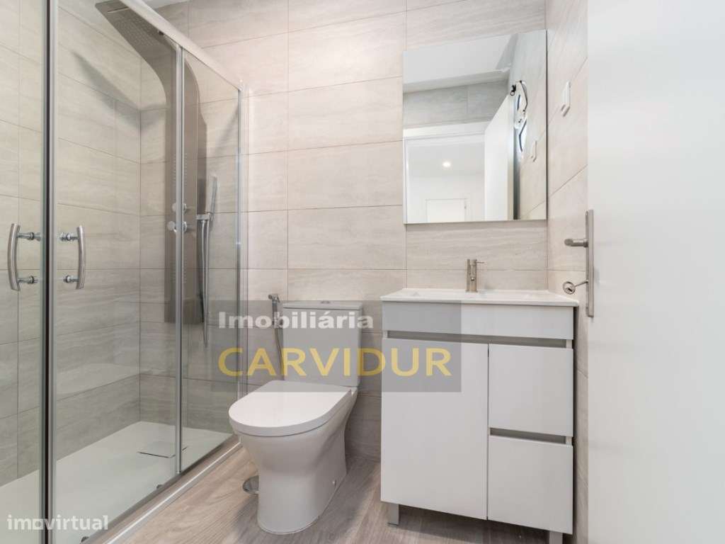 Apartamento T3 Remodelação total varanda 10m2-8