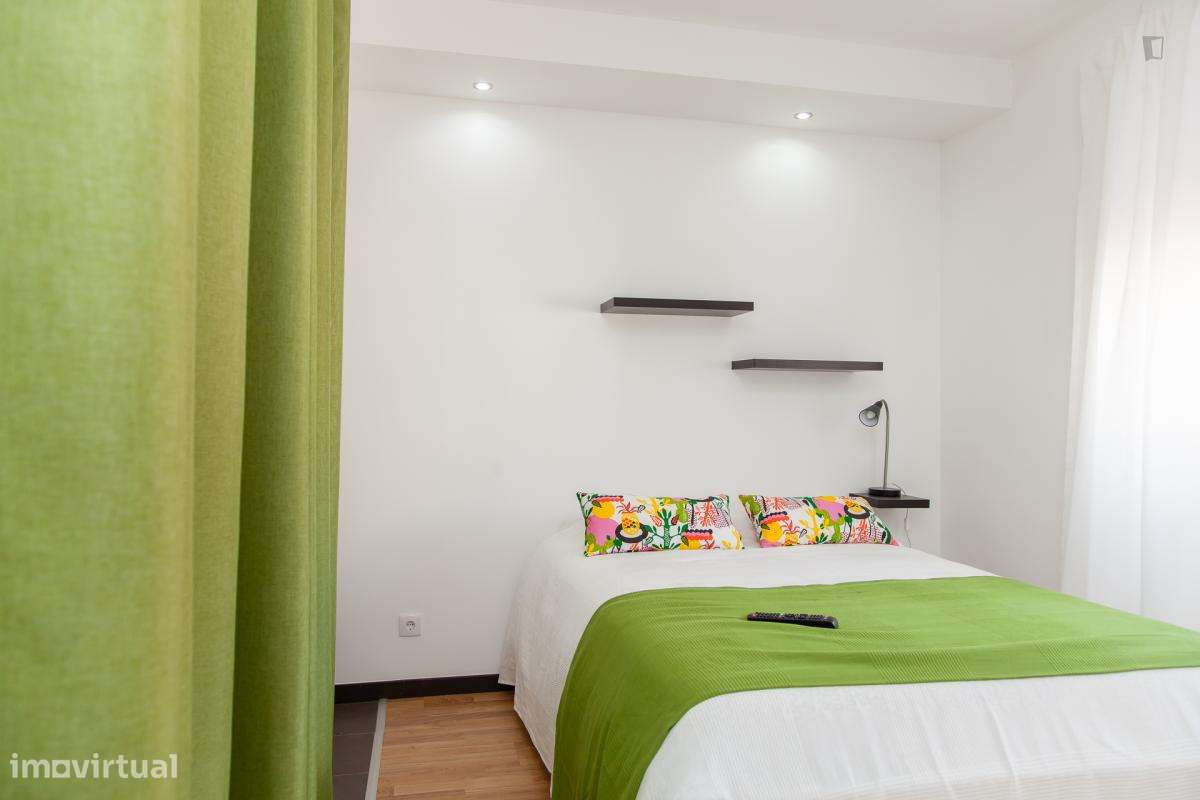 Estúdio - localizado em Baixa Coimbra - Grande imagem: 4/10