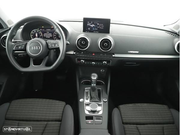 Audi A3 Sportback e-tron 1.4 TFSI S tronic - 25