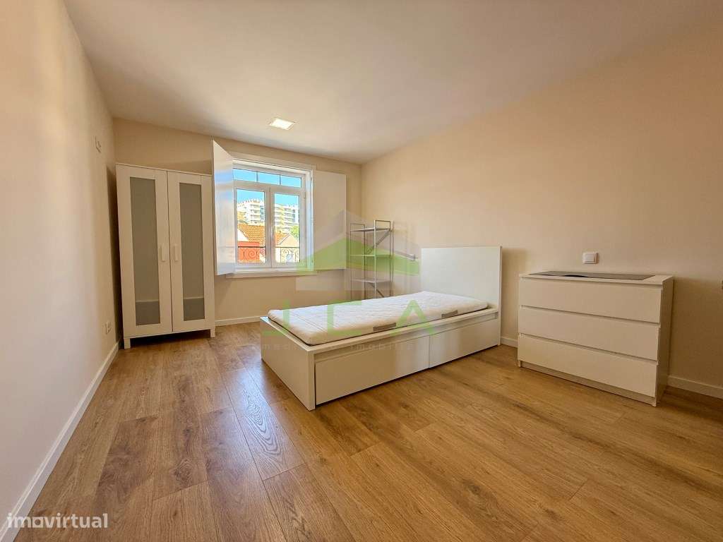 Apartamento T6 no centro de Leiria-22