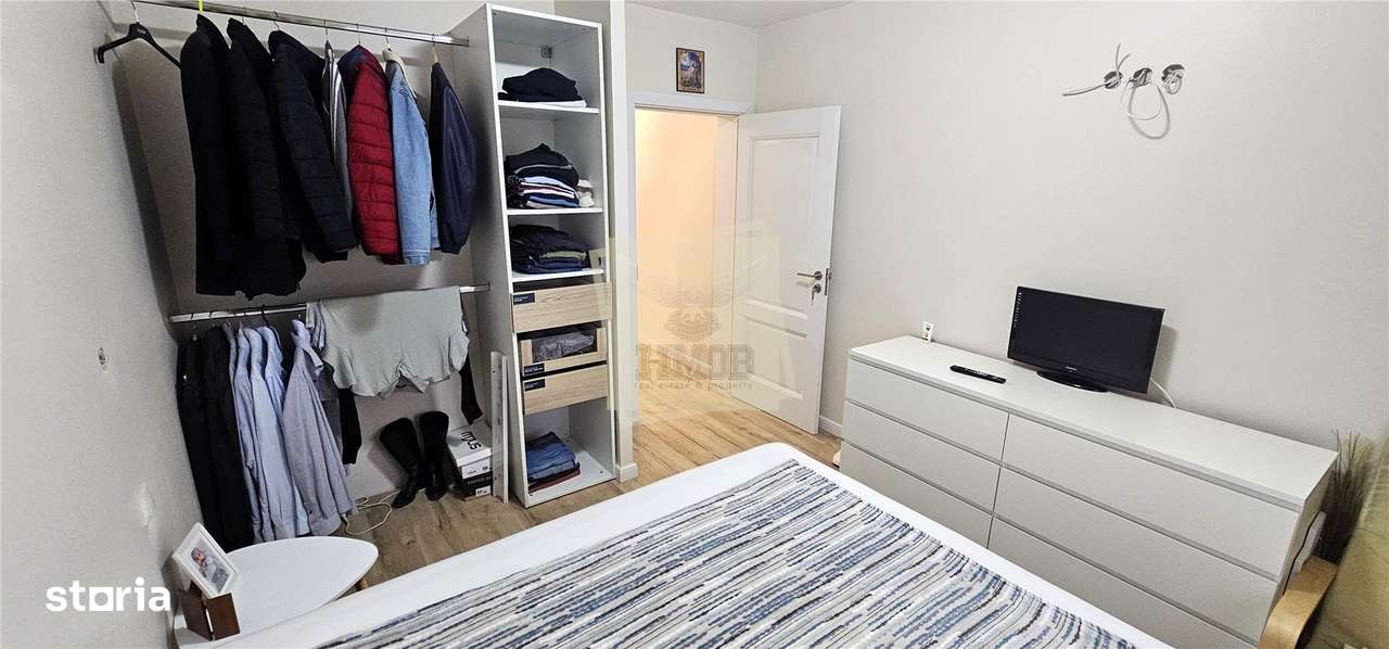 Casa individuala cu 5 camere 2 bai si 700 mp teren in Cisnadie-6